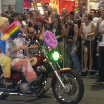 📖Mardi Gras in Sydney – Farbenfrohe Chaoten und ein unvergessliches Fest